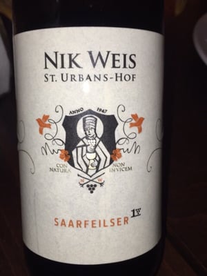 Parlin | Essen und Weinbar by null