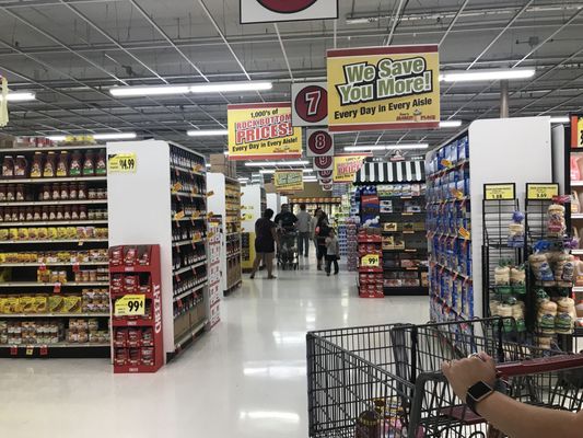 SAARS SUPER SAVER FOODS - Updated July 2025 - 21 Photos & 52 Reviews - Saar's Super Saver Foods Tukwila Photos