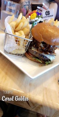 Clutch Burger by null