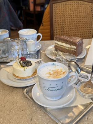Café Tomaselli by null