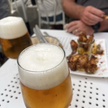 BAR Casa Tino - Cold beer - Cadiz, California
