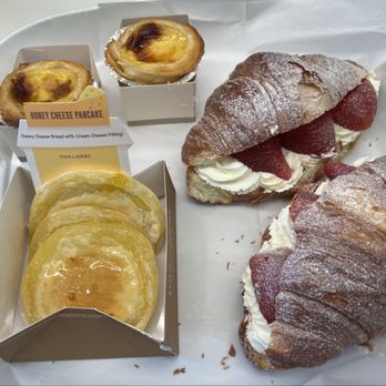 Tous Les Jours - Various treats - Bakeries Near Me - Columbus, Ohio Tous Les Jours - Various treats - Bakeries Near Me - Columbus, Ohio