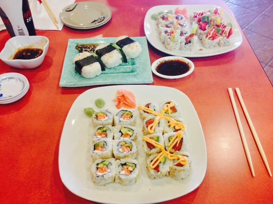 Sushi Bamboo by null