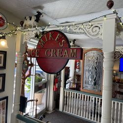 Mike's Old Fashioned Soda Fountain