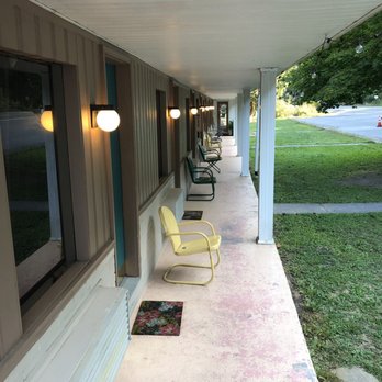 Pocahontas Motel - Hotels Near Me - Welch, West Virginia Pocahontas Motel - Hotels Near Me - Welch, West Virginia
