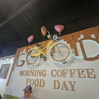 Waffle & Pancake House - American Near Me - Marion, Arkansas