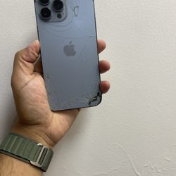 Empire Phone Repair - Best in town. I went to get my iPhone 12 fixed. They took care of me and gave me free kids and screen protector for my kids quinceañera. The