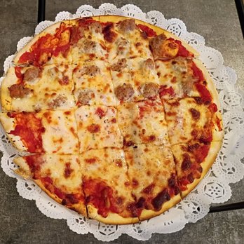 Rosangela's Pizza - Small pizza, half sausage, half cheese only. - Pizza Near Me - Evergreen Park, Illinois Rosangela's Pizza - Small pizza, half sausage, half cheese only. - Pizza Near Me - Evergreen Park, Illinois