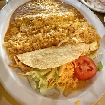 La Hacienda Real - Mediano Combo (2 items) - Chicken enchilada and chicken taco with rice and beans - Mexican Near Me - Beaverton, Oregon
