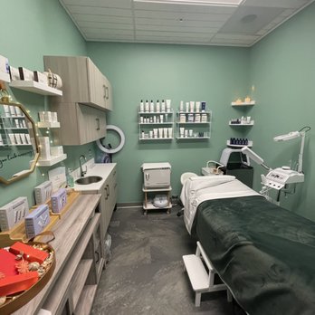 Radiant Jade Esthetics - Radiant Jade Esthetics Sudtio - Skin Care Near Me - Lynnwood, Washington Radiant Jade Esthetics - Radiant Jade Esthetics Sudtio - Skin Care Near Me - Lynnwood, Washington
