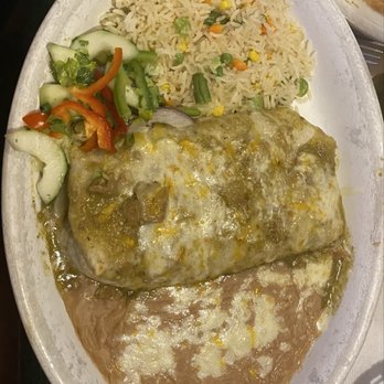 El Patio Mexican Grill - Chile Verde Burrito - Mexican Near Me - Bakersfield, California El Patio Mexican Grill - Chile Verde Burrito - Mexican Near Me - Bakersfield, California