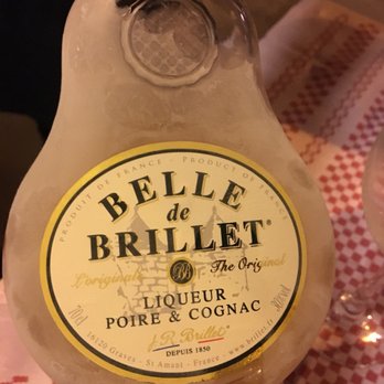 La Fontaine de Mars - 20 lbs of pears in each bottle! - French Near Me - Paris, 75