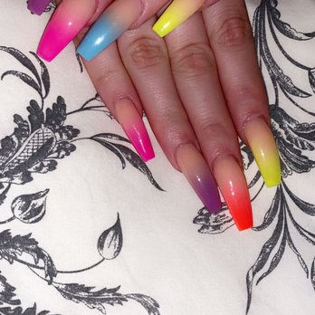 Avenue Nails - Nail Salons Near Me - New York, New York