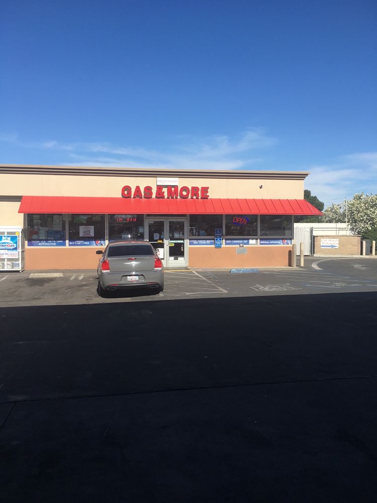 SAVESCARWASH Updated May 2024 10 Photos 6750 Brentwood Blvd