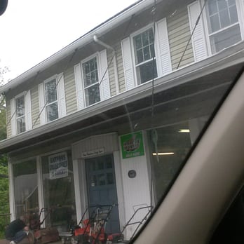 Larsen's Hardware - Hardware Stores Near Me - Windsor, Connecticut
