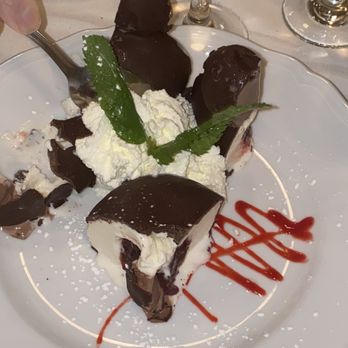 Primola Restaurant - Italian Near Me - New York, New York
