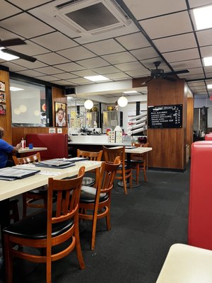 Sadie's BBQ Inn by null