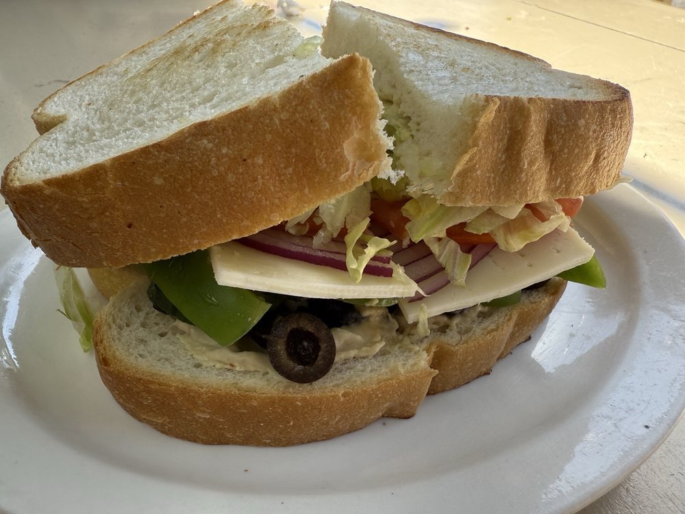 Woodland Villa Restaurant Logo