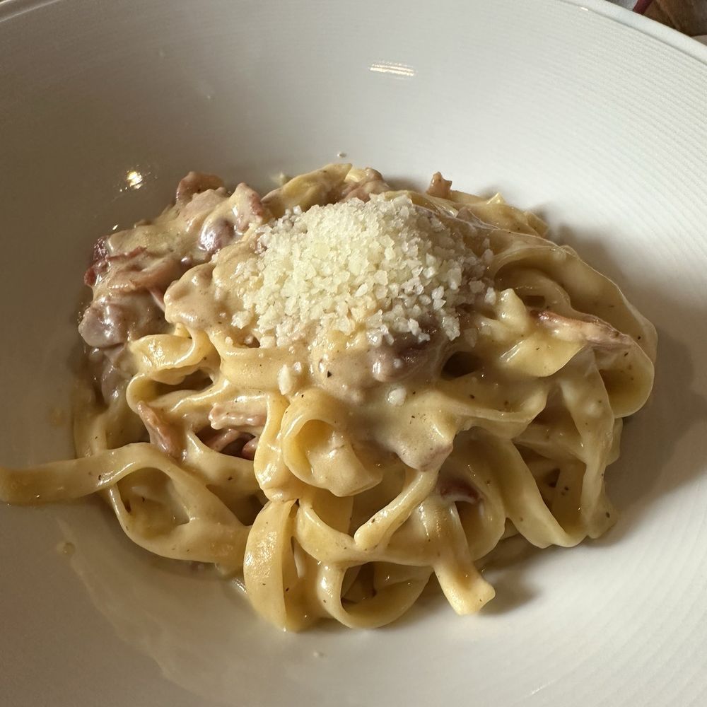 Piccola Pizzeria - Fettuccine alla Carbonara - Pizza Near Me - Coral Gables, Florida