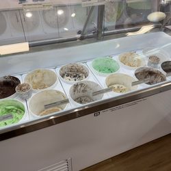 Kilwins Ice Cream - Chocolate - Fudge - More ice cream.