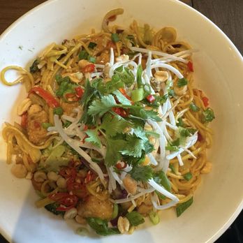 Noodlebox - Chicken and peanut noodlebox - Asian Fusion Near Me - Victoria, British Columbia Noodlebox - Chicken and peanut noodlebox - Asian Fusion Near Me - Victoria, British Columbia