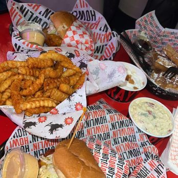 Howlin' Ray's - Chicken Sando, Fries, Mac Salad, Waffles, Banana Pudding - Southern Near Me - Los Angeles, California Howlin' Ray's - Chicken Sando, Fries, Mac Salad, Waffles, Banana Pudding - Southern Near Me - Los Angeles, California