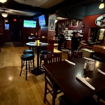 FatDuck Tavern & Grill - Inside - American Near Me - Forest Park, Illinois FatDuck Tavern & Grill - Inside - American Near Me - Forest Park, Illinois