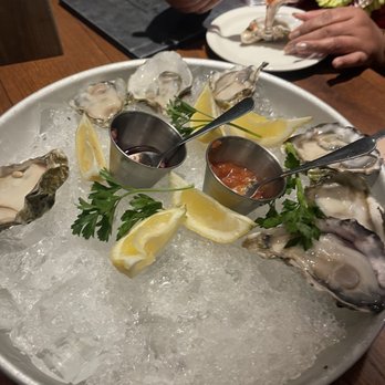 Aloha Steak House - Steakhouses Near Me - Honolulu, Hawaii