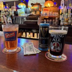 Izzy's Tap - Cheers!
