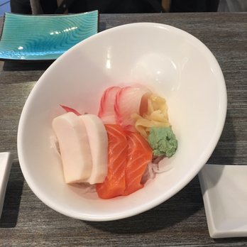 Maki Bar - Sashimi sampler! Such thick buttery fish - Japanese Near Me - Bethesda, Maryland Maki Bar - Sashimi sampler! Such thick buttery fish - Japanese Near Me - Bethesda, Maryland