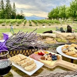 Stave & Stone Winery