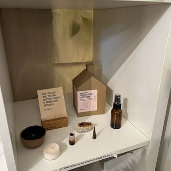 HausWitch - Spiritual Shop Near Me - Salem, Massachusetts
