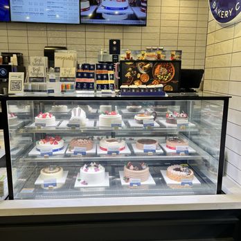 Paris Baguette - Cakes for purchase - Bakeries Near Me - Novi, Michigan Paris Baguette - Cakes for purchase - Bakeries Near Me - Novi, Michigan