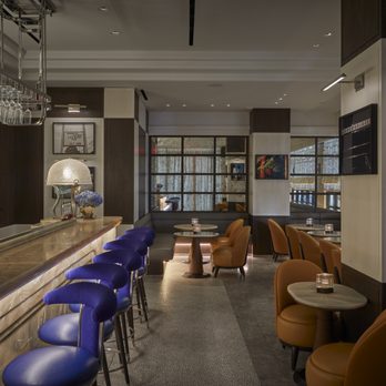 The Maybourne Bar - a view of the bar - Wine Bars Near Me - Beverly Hills, California