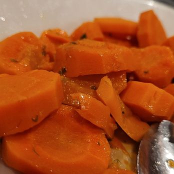 Wool Growers Restaurant - a plate of carrots and onions - Basque Near Me - Bakersfield, California Wool Growers Restaurant - a plate of carrots and onions - Basque Near Me - Bakersfield, California