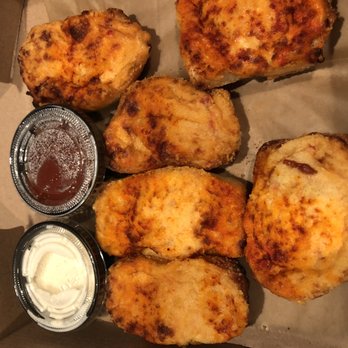 Hops & Pie - Garlicky Cheese Bread - Pizza Near Me - Denver, Colorado Hops & Pie - Garlicky Cheese Bread - Pizza Near Me - Denver, Colorado