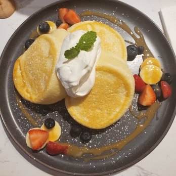 Hanabusa Cafe - Earl Grey and Sea Salt Caramel Pancake - Pancakes Near Me - Chicago, Illinois Hanabusa Cafe - Earl Grey and Sea Salt Caramel Pancake - Pancakes Near Me - Chicago, Illinois