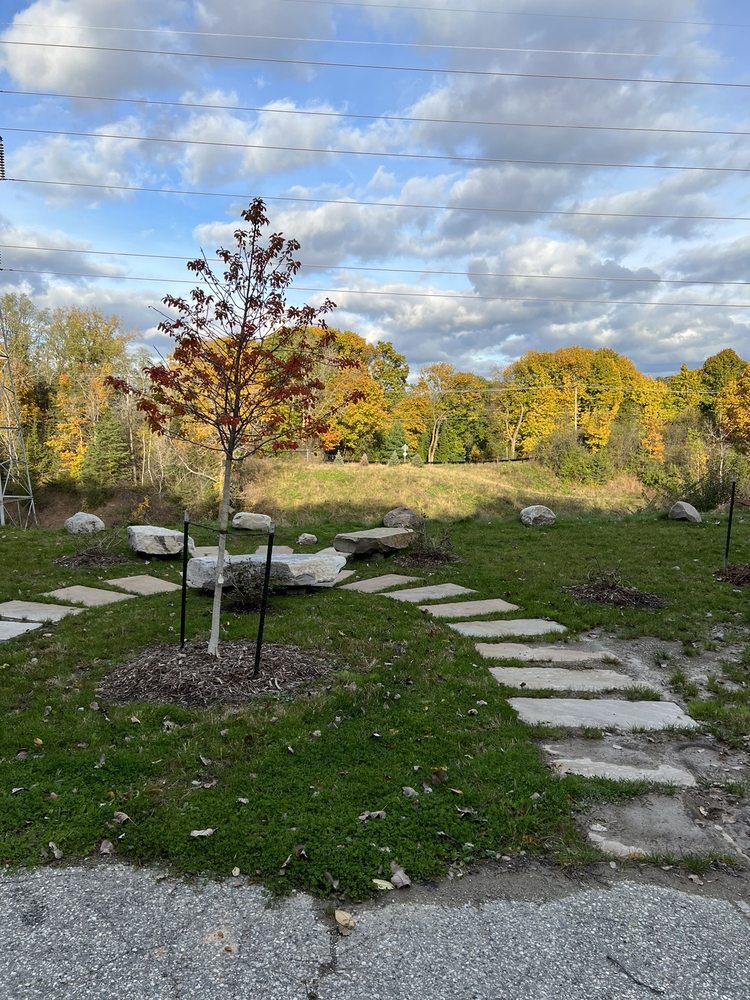 THE TROWBRIDGE Updated July 2024 1431 Trowbridge Ct, Bloomfield