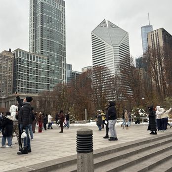 Cloud Gate - Public Art Near Me - Chicago, Illinois