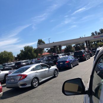 Costco Gasoline - 2/26/22 it's a madhouse, lines spilling out everywhere lol (worst time to fuel up) - Gas Stations Near Me - Lakewood, California