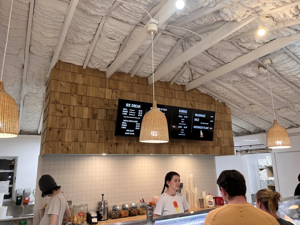 ORANGE OCTOPUS - Updated March 2026 - 149 Photos & 313 Reviews - 1220 ...