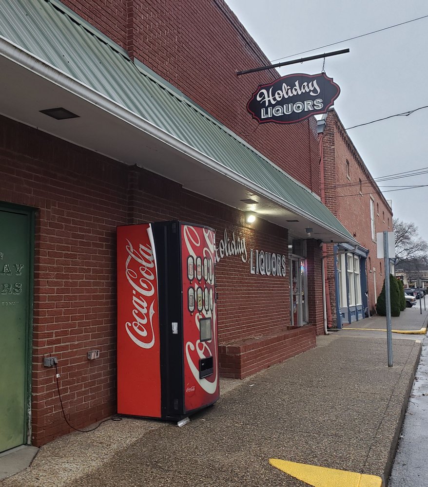 Corydon Holiday Liquors Logo
