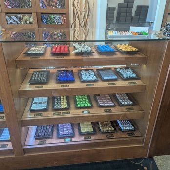 Verdun Fine Chocolates - Chocolatiers & Shops Near Me - Beaverton, Oregon