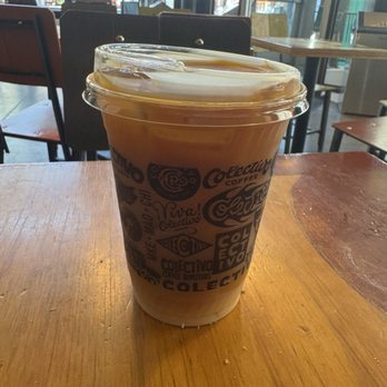 Colectivo Coffee State St - Coffee & Tea Near Me - Madison, Wisconsin
