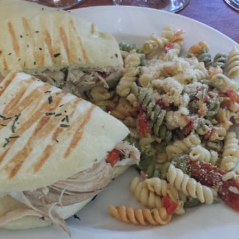 Creekside Cellars - Rosemary chicken - Wineries Near Me - Evergreen, Colorado