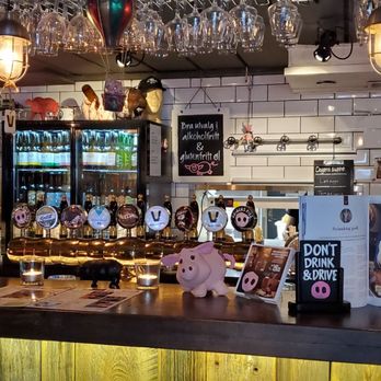 Den Glade Gris - Gastropubs Near Me - Oslo, 03