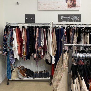 bauble + thread - Lots of clothing selections, including "curvy" -and sale! :) - Women's Clothing Near Me - Clovis, California