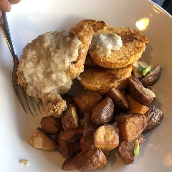 All Set Restaurant & Bar - Chicken and biscuits - New American Near Me - Silver Spring, Maryland