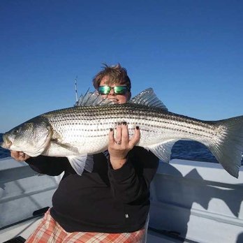 Adventure Charters - Striper fishing in Narragansett, RI - Fishing Near Me - Narragansett, Rhode Island
