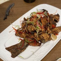 New Hong Kong Restaurant - Deep fired catfish